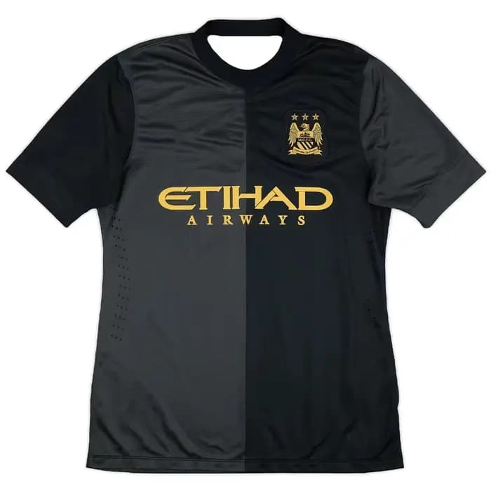 Nouveau style vintage 2026 Manchester City Maillot de football rétro Homme/Femme T-shirt de sport co