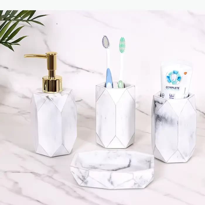Ensemble de salle de bain 4 pièces à texture marbre : Distributeur de savon, Porte-brosse à dents, P