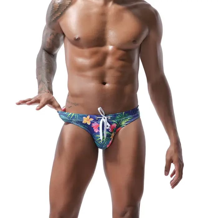 Maillot de bain d'été Sexy pour hommes, bas de Bikini, vêtements de plage, slip de bain avec cordon 