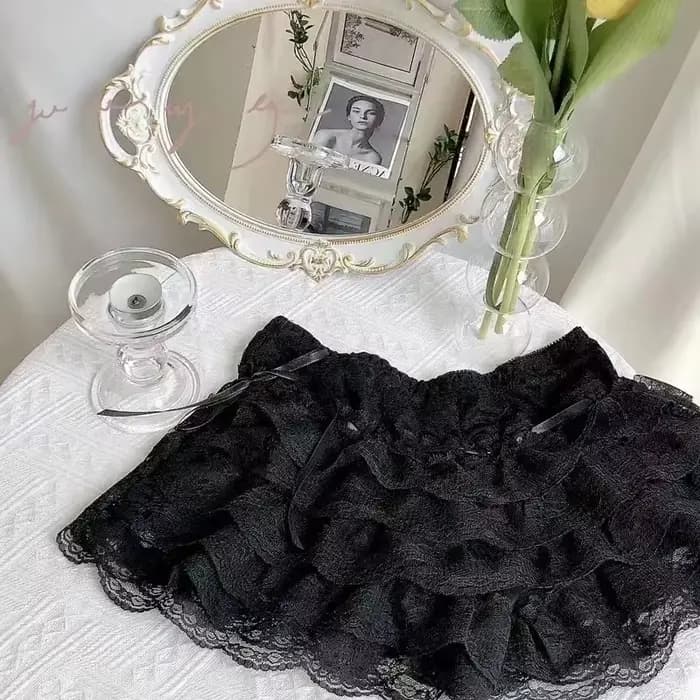 Short en dentelle à volants pour femmes, culotte bouffante Lolita Kawaii, caleçon superposé, pantalo