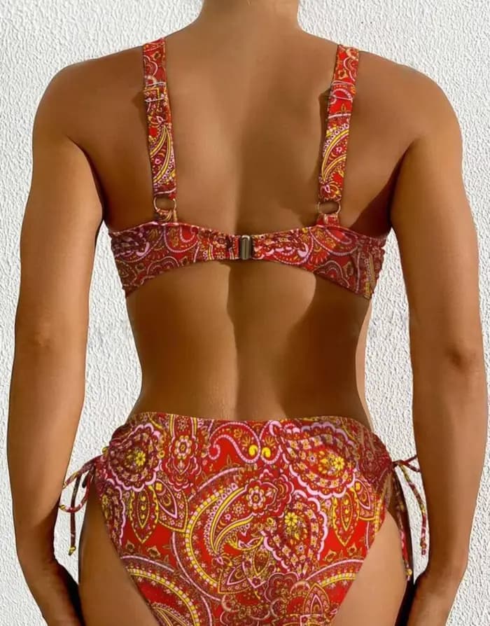 Bikinis à cordon de serrage 2026
