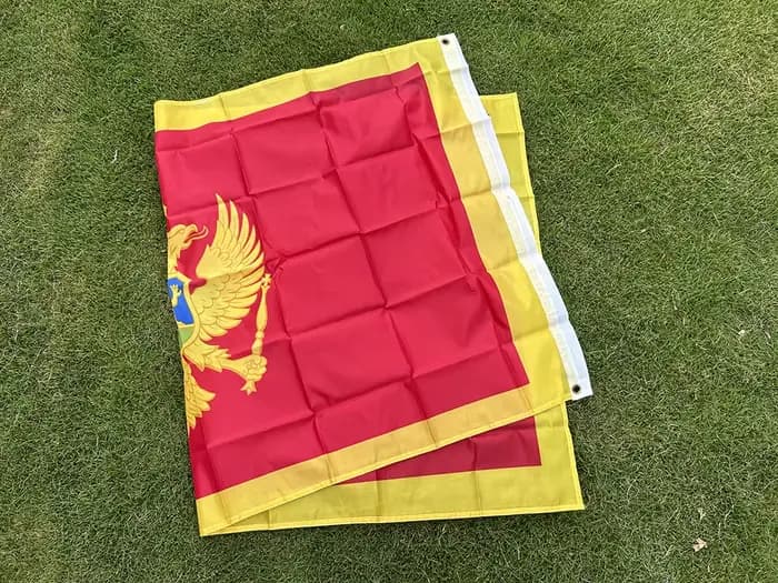 SKY FLAG Drapeau du Monténégro 3x5 pieds 90 X 150 cm Drapeau du Monténégro en polyester imprimé Bannière suspendue pour la décoration de la maison