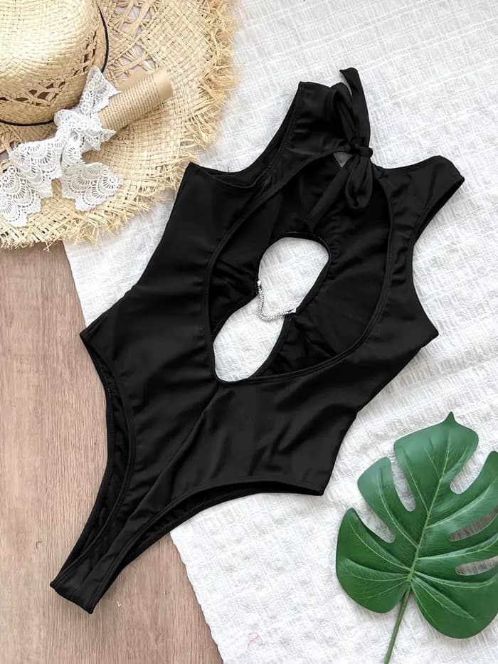 Maillot de bain une pièce découpé à lacets pour femmes
