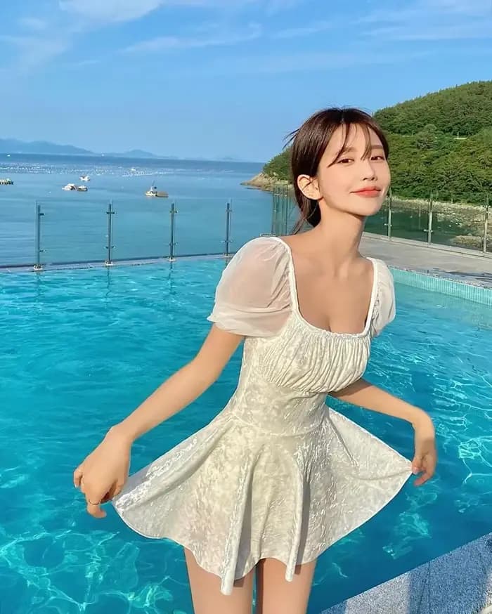 Maillot de bain une pièce pour femmes, tenue de plage, trempée, grande taille, style japonais coréen avec jupe, dos nu, sexy, bulle