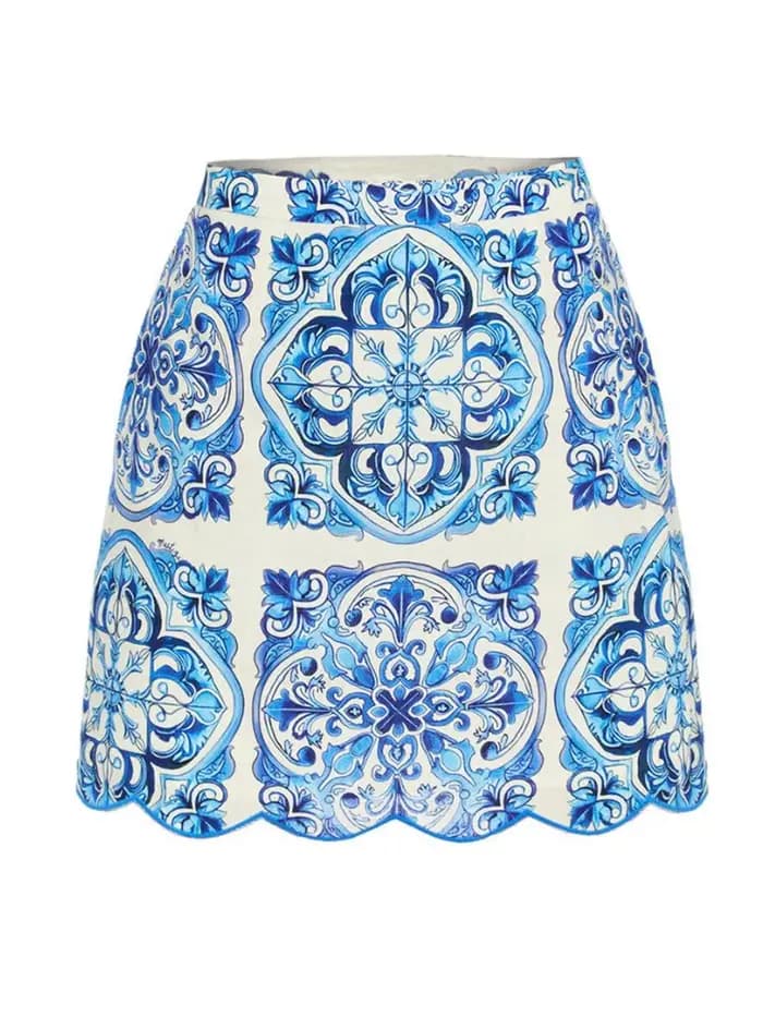 Maillot de bain une pièce imprimé et jupe de plage
