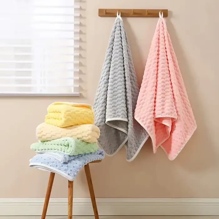 Grands serviettes de bain en microfibre polaire corail épaisse de couleur unie