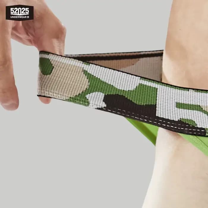 52025 Slip bikini pour homme – Mini slip sexy coupe haute avec ceinture camouflage élégante. Modal en coton doux et respirant