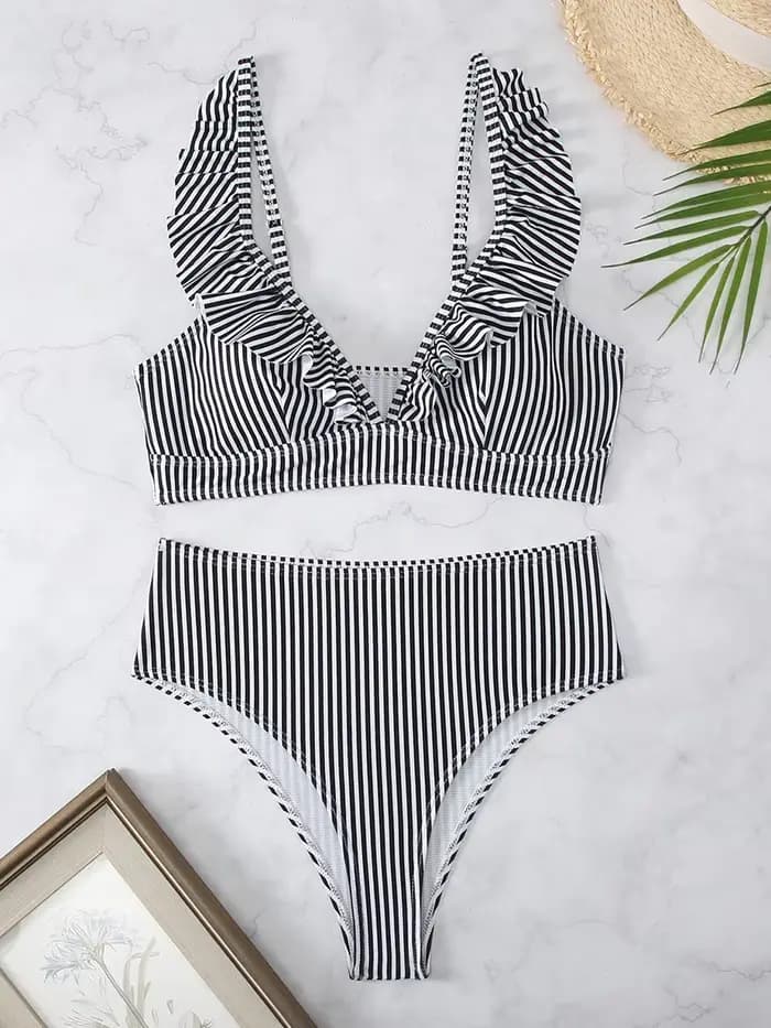Sexy rayé à volants Bikini maillot de bain femmes 2025