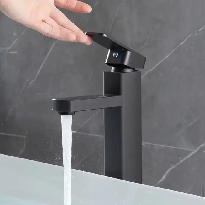 Robinet de lavabo noir pour salle de bain, mitigeur ABS chaud et froid, robinet de cuisine à poser sur comptoir