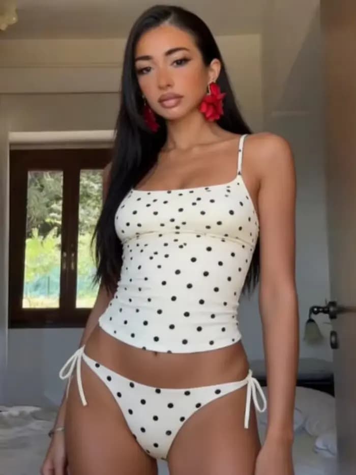 Nouvel ensemble tankini classique rétro à pois 2026 – Haut chic minimaliste vintage et bas de bikini pour femme – Maillot de bain bohème d'été pour la plage et les vacances