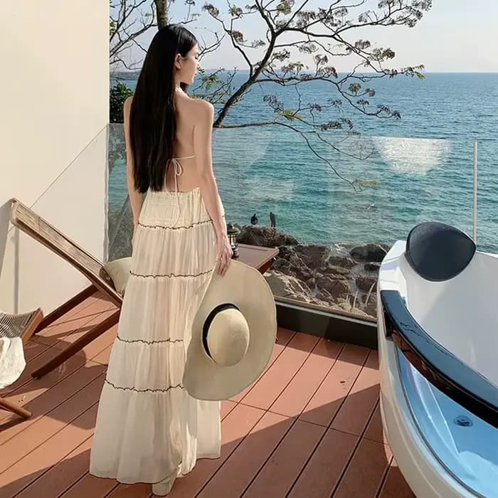 Ensemble de Bikini noir à lacets de Style français, col licou, jupe de couverture au Crochet, maillot de bain Sexy pour Sanya thaïlande, vacances à la plage