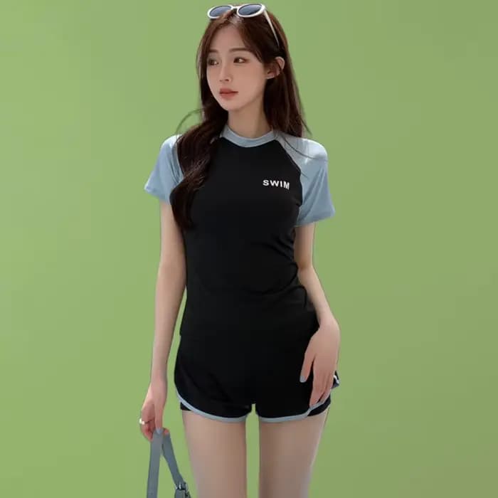Maillot de bain pour femmes, trempage de source chaude, Style fendu, amincissant haut de gamme, tenue de natation de sport pour étudiants, nouvelle et populaire