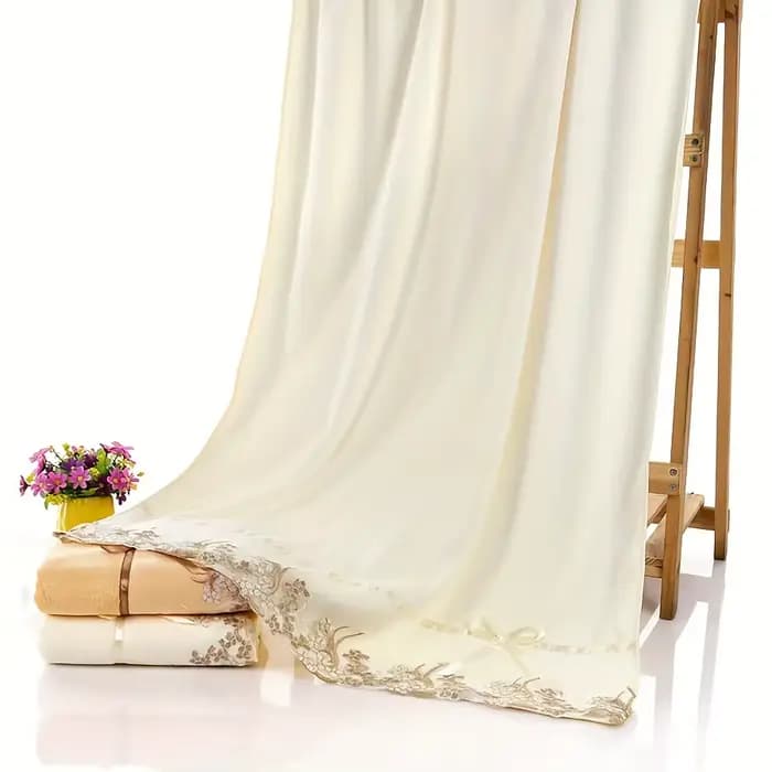 Serviette de luxe en dentelle en microfibre douce, serviettes pour les mains et les bain respectueuses de la peau avec bord de verrouillage exquis pour les essentiels de la salle de bain à domicile