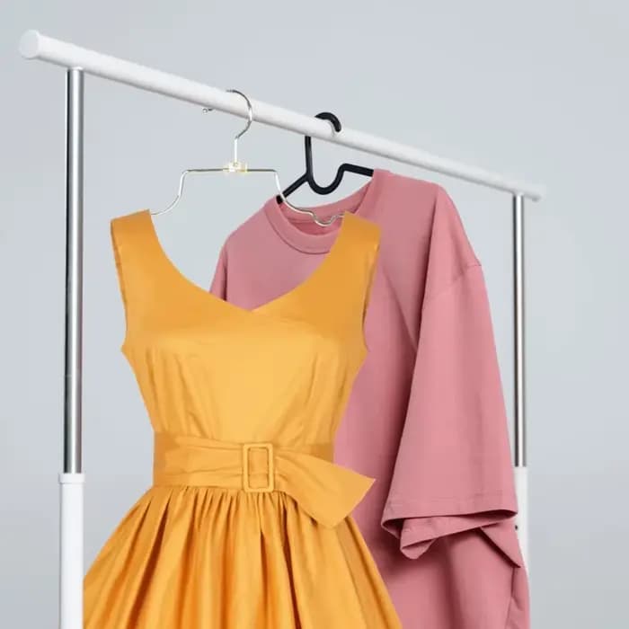 Cintre de maillot de bain en fil métallique