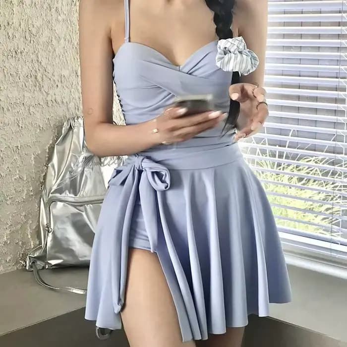 Maillot de bain Triangle une pièce blanc, flatteur, amincissant, jupe conservatrice pour femmes, Design, tissu en Nylon de couleur Pure, maillots de bain