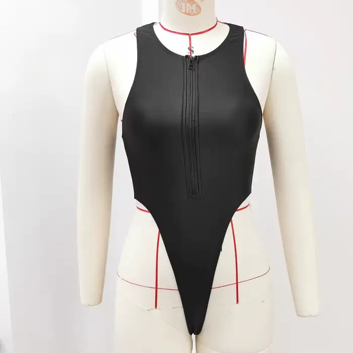 Maillot de bain une pièce sexy à coupe haute pour femme