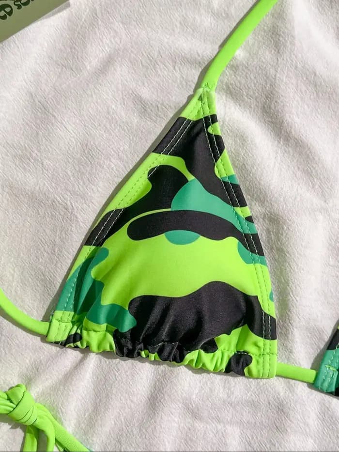 Sexy vert Camouflage imprimé Micro Bikini 2025 femmes licou Push Up cravate côté string maillot de bain brésilien plage maillot de bain maillots de bain
