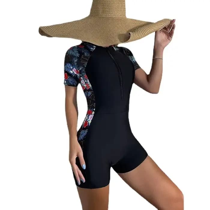 Maillot de bain une pièce à manches courtes