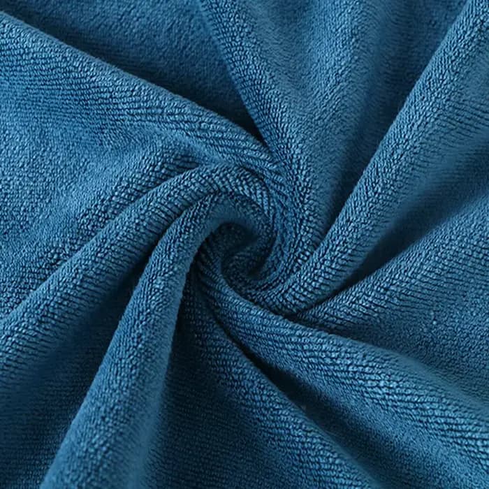 Serviette de bain épaisse pour salon de beauté ; draps absorbants qui n'ont pas la moindre fibre détachée pour hôtel