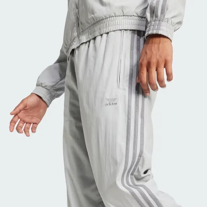 Adidas Originals Pantalon de sport décontracté conique tissé pour homme JD0425