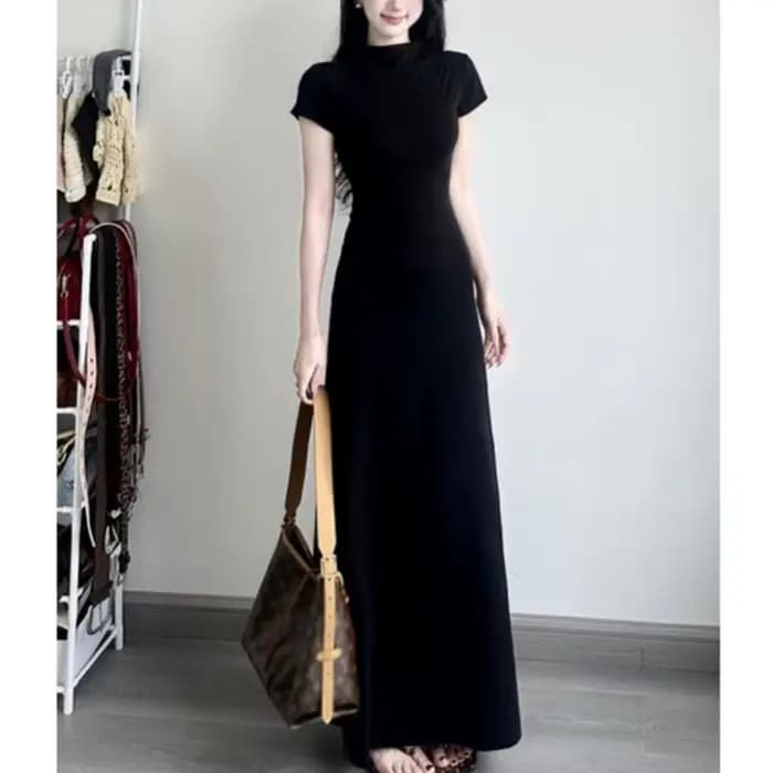 Robe noire à manches courtes de style français pour femmes, en été, ajustée, pincée à la taille, belles robes couvrant les hanches