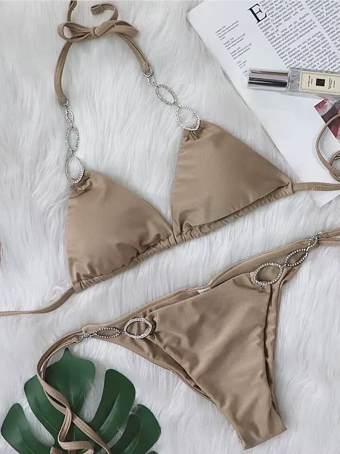 Maillot de bain sexy en strass 2026 pour femme, violet uni avec chaîne métallique, style brésilien, pour l'été et la plage, maillot de bain string de luxe