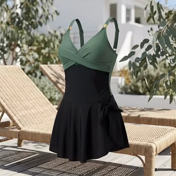 Maillot de bain femme slim fit sans manches plissé col en V pour l'été – Tenue de plage