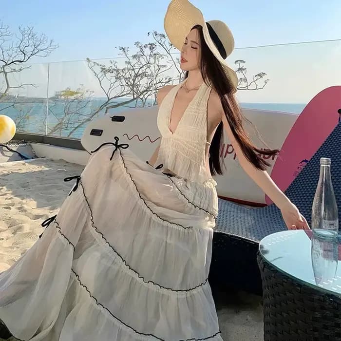 Ensemble de Bikini noir à lacets de Style français, col licou, jupe de couverture au Crochet, maillot de bain Sexy pour Sanya thaïlande, vacances à la plage