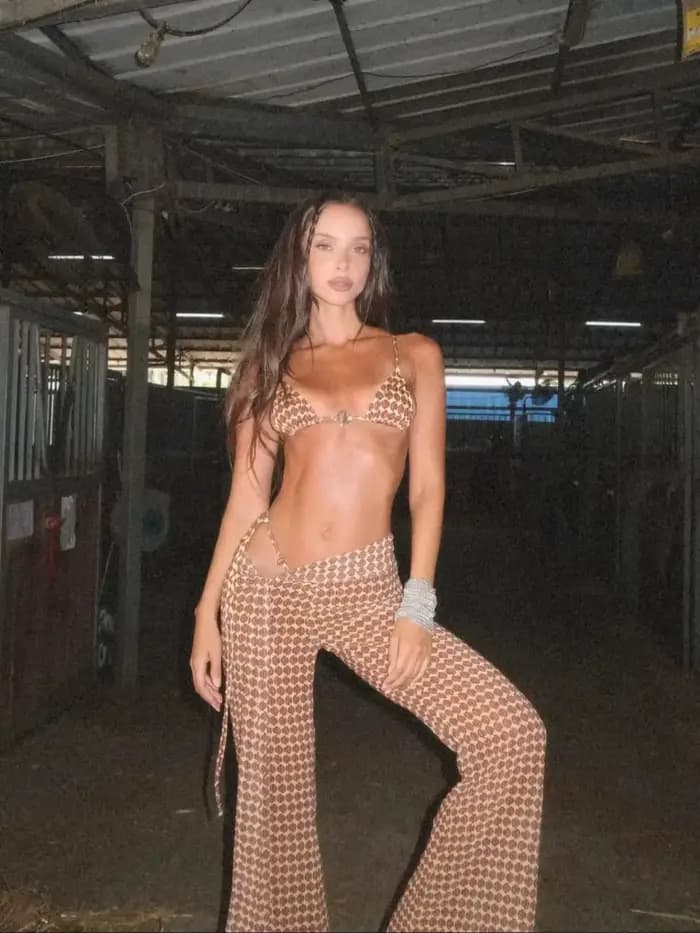 Maillot de bain sexy à bretelles avec pantalon