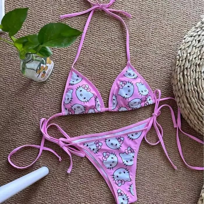Ensemble bikini Hello Kitty pour femme, maillot de bain d'été doux avec culotte à bretelles latérales, style Y2K, vêtements de plage tendance pour filles, cadeau de vacances