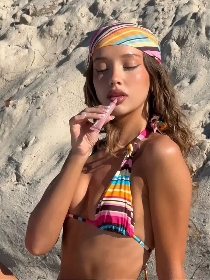 Nouveau bikini sexy rayé avec jupe
