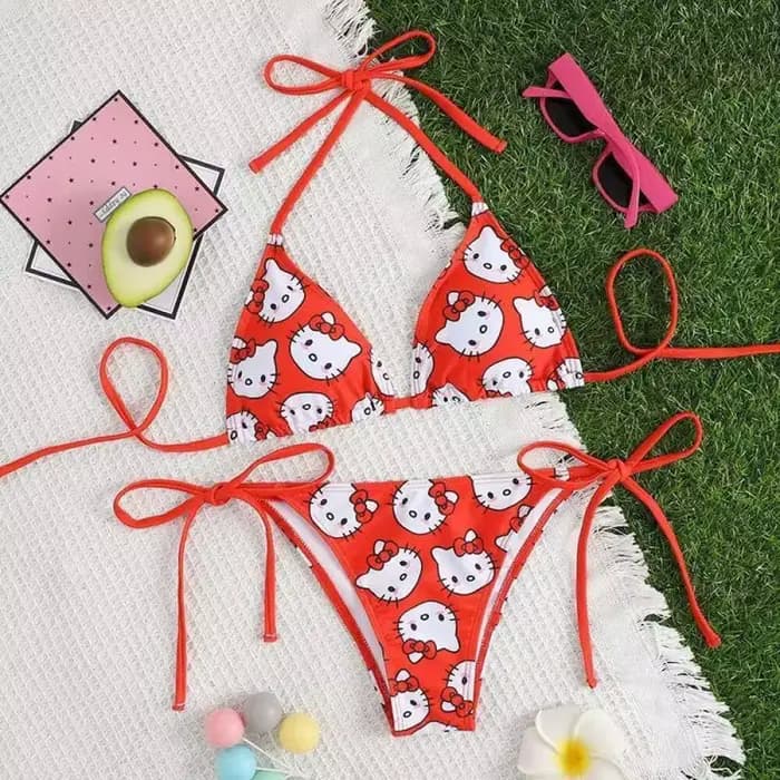 Ensemble bikini Hello Kitty pour femme, maillot de bain d'été doux avec culotte à bretelles latérales, style Y2K, vêtements de plage tendance pour filles, cadeau de vacances