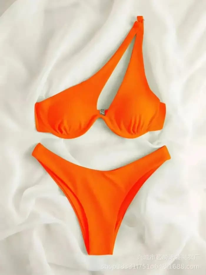 Sexy Bikinis maillots de bain découpé