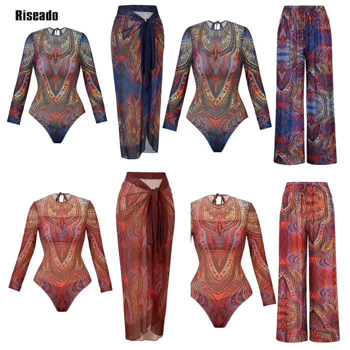 Maillot de bain en maille avec robe de bain longue