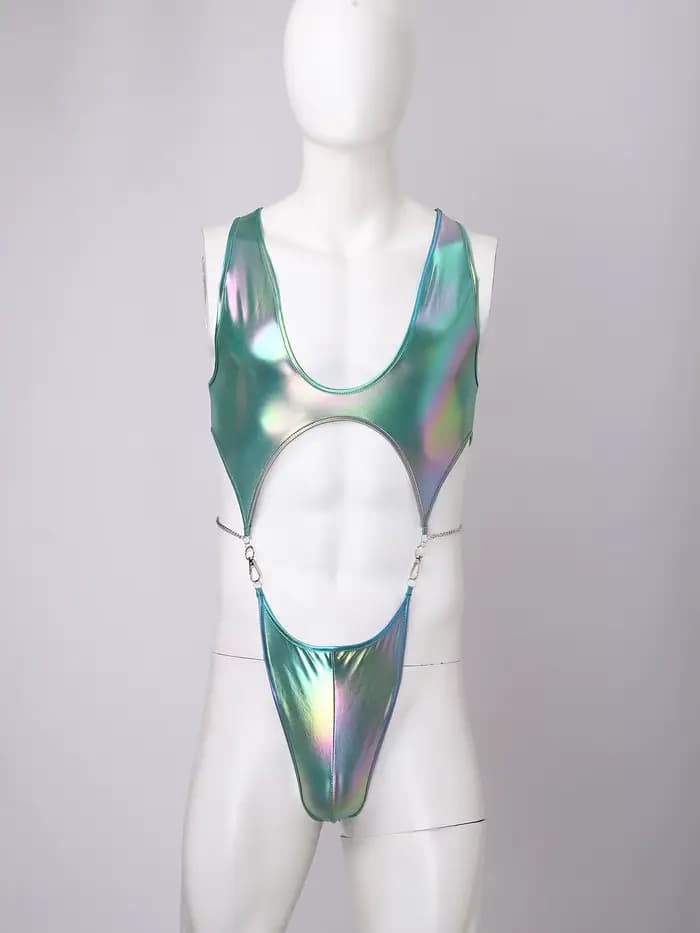Maillot de bain une pièce pour homme, style combinaison, holographique métallique, à découpes, avec chaîne à crochets et bouton, découpes au niveau du bas de la jambe, coupe haute
