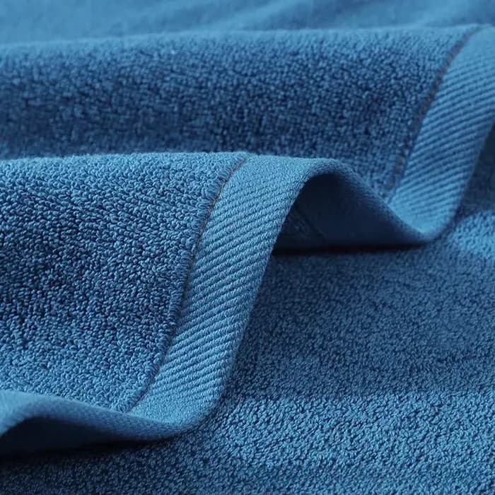 Ensemble de serviettes de bain en coton brodé