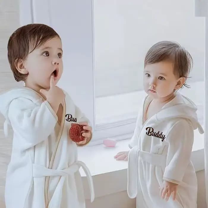 Peignoir de bain pour enfants brodé avec nom personnalisé |   Ultra doux absorbant, toutes saisons pour 1 à 3 ans
