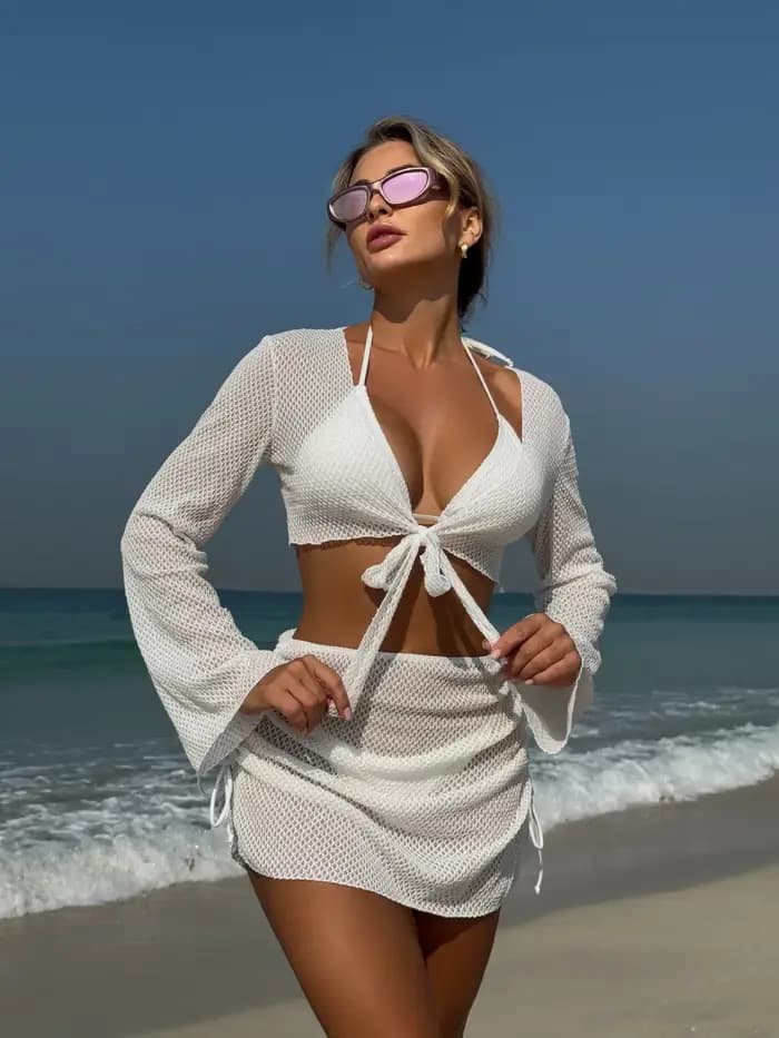 Été 4 pièces Bikini ensemble 2025 femmes Sexy noir à manches longues couvrir et jupe maillot de bain plage maillot de bain vacances maillots de bain