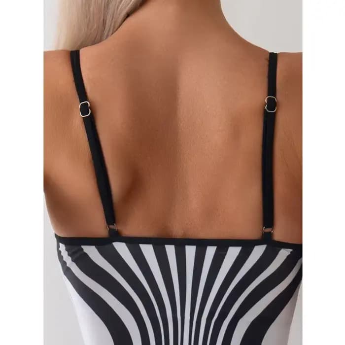 Été rayé Sexy une pièce maillots de bain fermé femmes