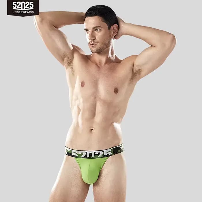 52025 Slip bikini pour homme – Mini slip sexy coupe haute avec ceinture camouflage élégante. Modal e