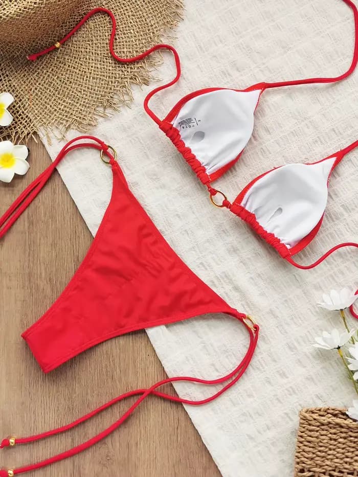Ensemble de bikini rouge sexy avec anneau en métal