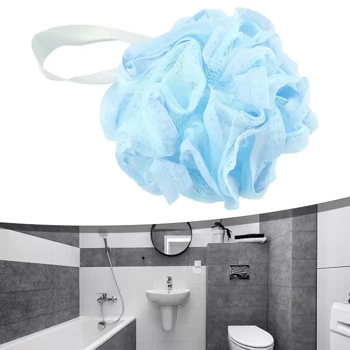 Éponge de bain douce blanche et bleue pour le corps