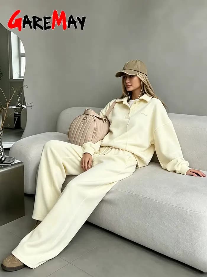 Ensemble de survêtement printanier pour femme avec pantalon large, blanc, oversize, deux pièces, classique, pour femme 2026