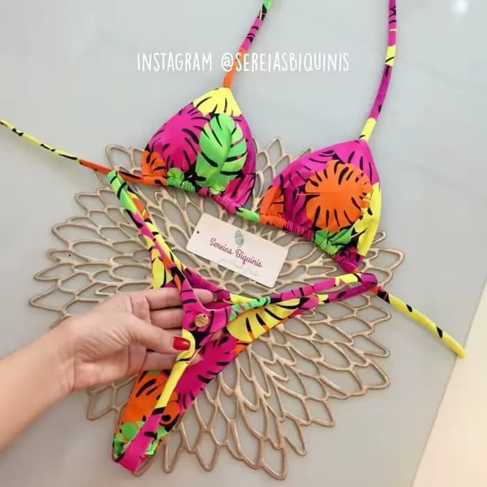 2025 Maillot de bain bikini femme fendu couleur unie à lacets