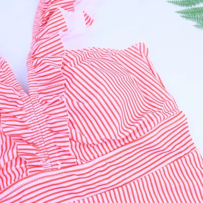 Rouge à volants une pièce maillot de bain col en V profond maillots