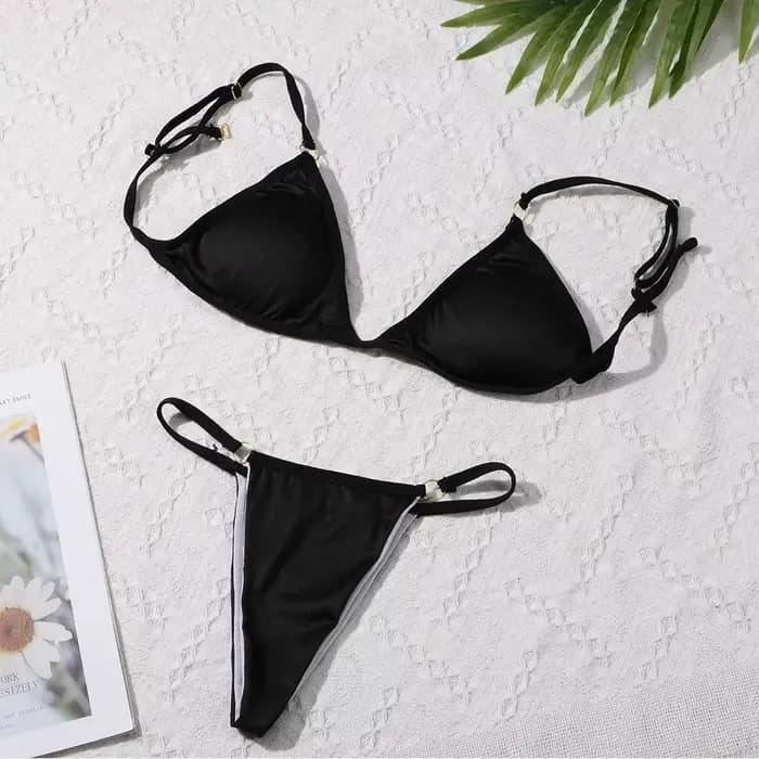 Maillot de bain deux pièces fendu