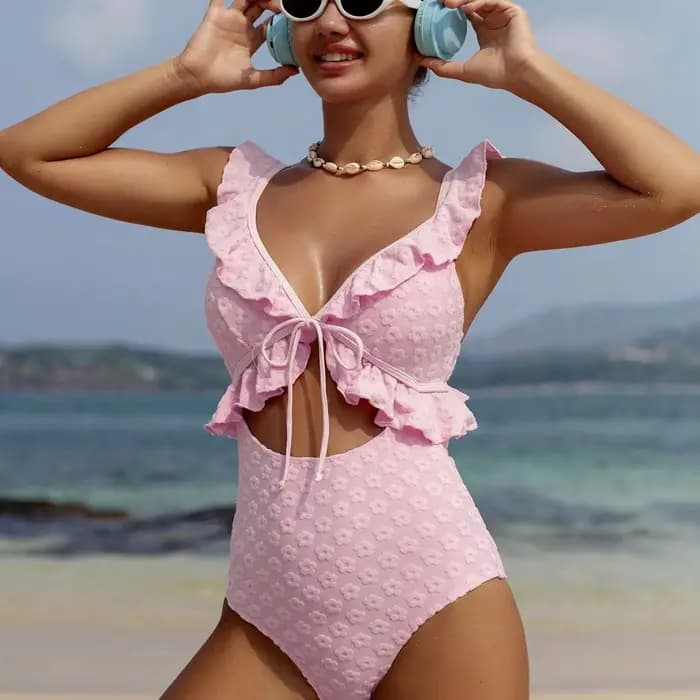 Maillot de bain une pièce ajouré