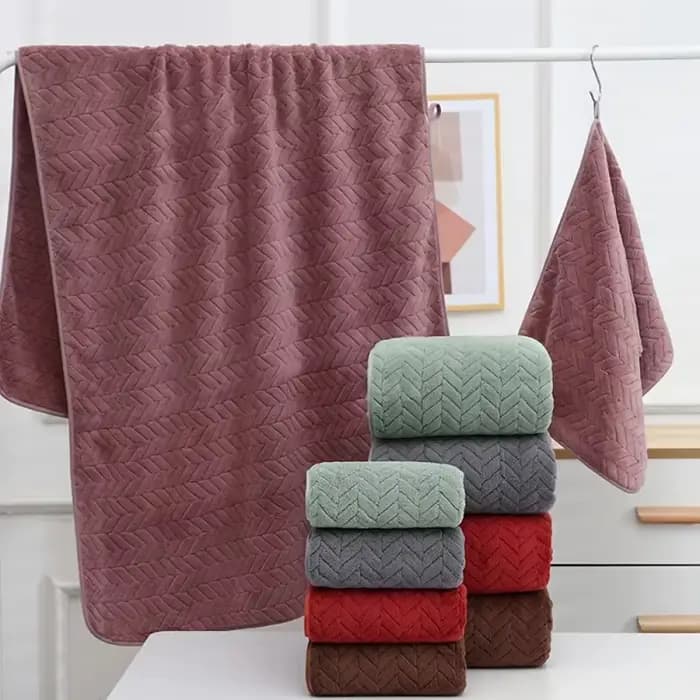 Serviettes de bain en velours corail épais de haute qualité, serviettes douces et absorbantes, serviettes de plage de sport pour usage domestique et hôtel