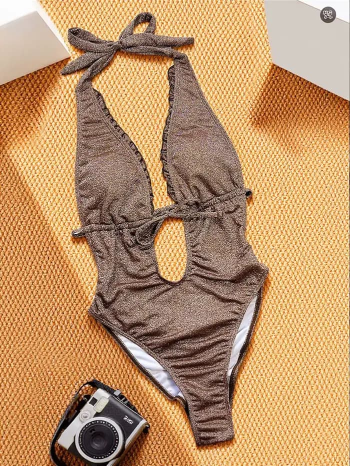 Maillot de bain une pièce scintillant 2026 pour femme, col en V profond, dos nu, froncé aux fesses, V7888