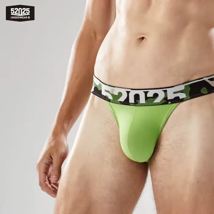52025 Slip bikini pour homme – Mini slip sexy coupe haute avec ceinture camouflage élégante. Modal en coton doux et respirant
